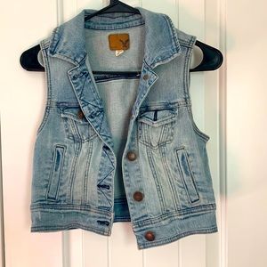 NWOT American Eagle Denim Vest, XS